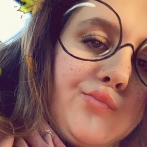 Meet your Posher, Hailey